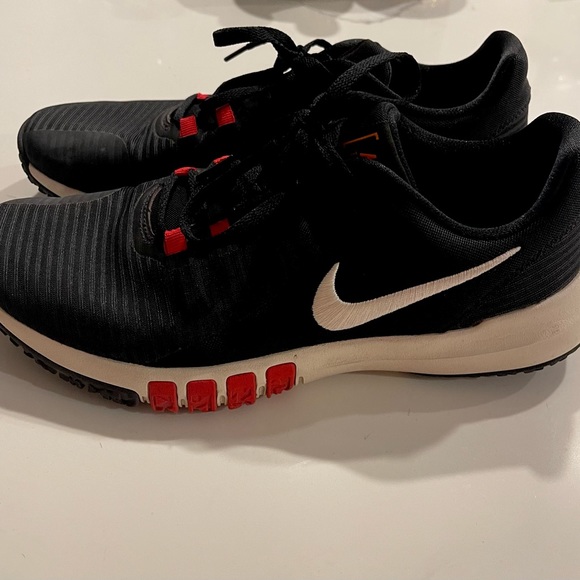 Nike Flex Shoes - Picture 2 of 6